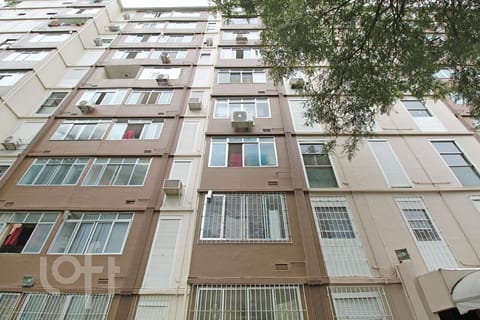 Image 30 - 252720